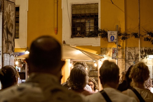 ローマ：少人数グループの夜のフードツアー