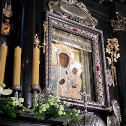 Wadowice & Czestochowa: Day Trip from Krakow with John Paul II Museum Visit 2