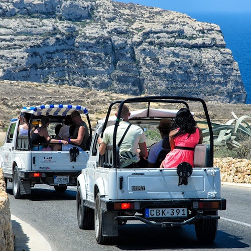 Tour combinado: Safari en todoterreno por Gozo y Crucero por Comino