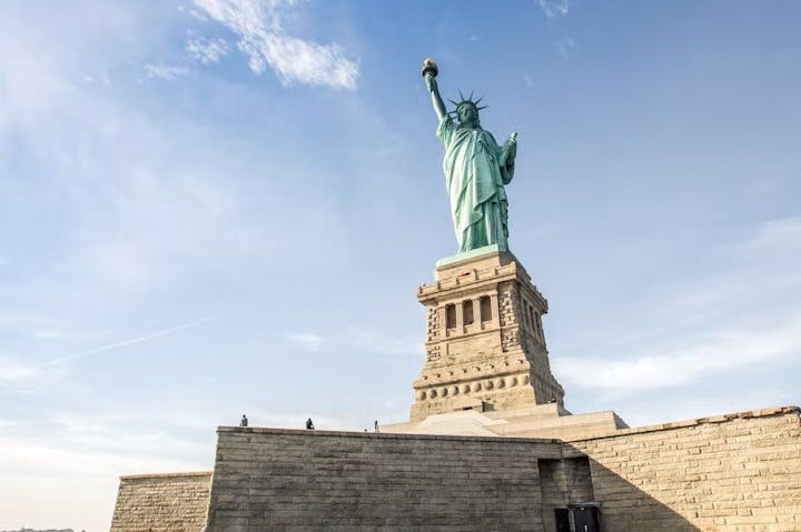 자유의 여신상 + 명소 2곳