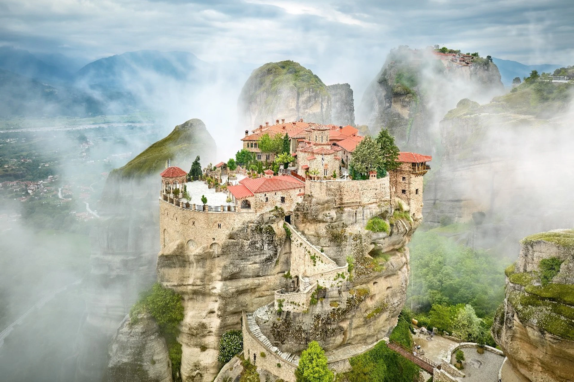 Meteora: Majestic cliffs, ancient monasteries, timeless beauty.
