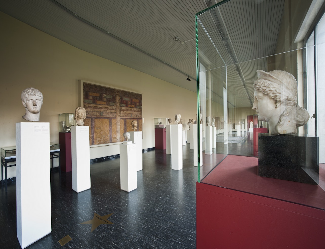 Museu do Cinquentenário - Acomodações em Bruxelas