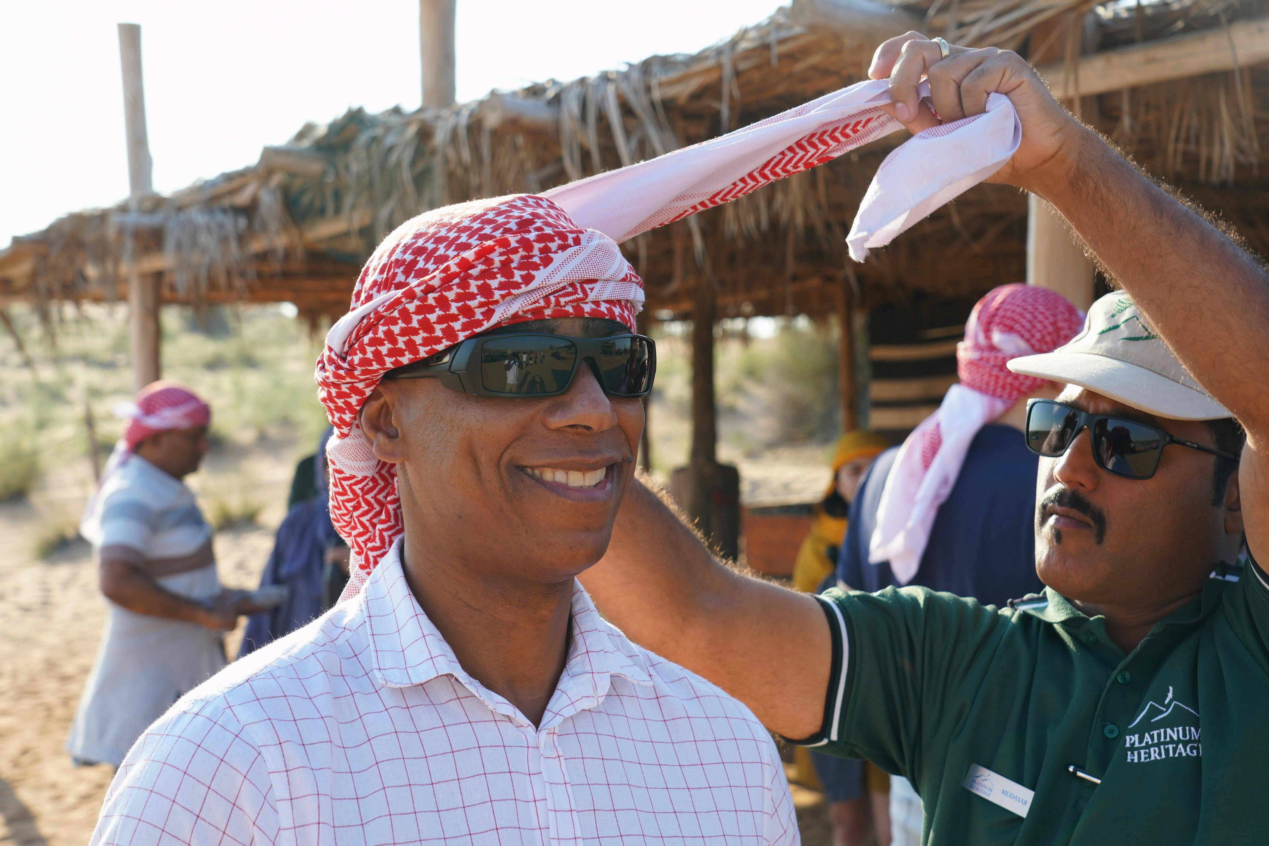 铂金遗产：老式路虎或骆驼大篷车的遗产野生动物园之旅