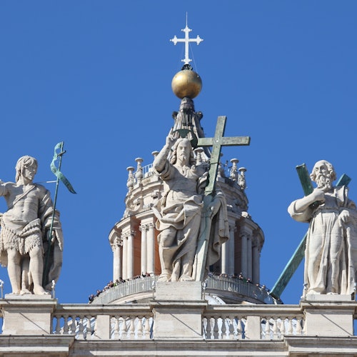 Basílica de San Pedro, subida a la cúpula y criptas papales: Visita guiada