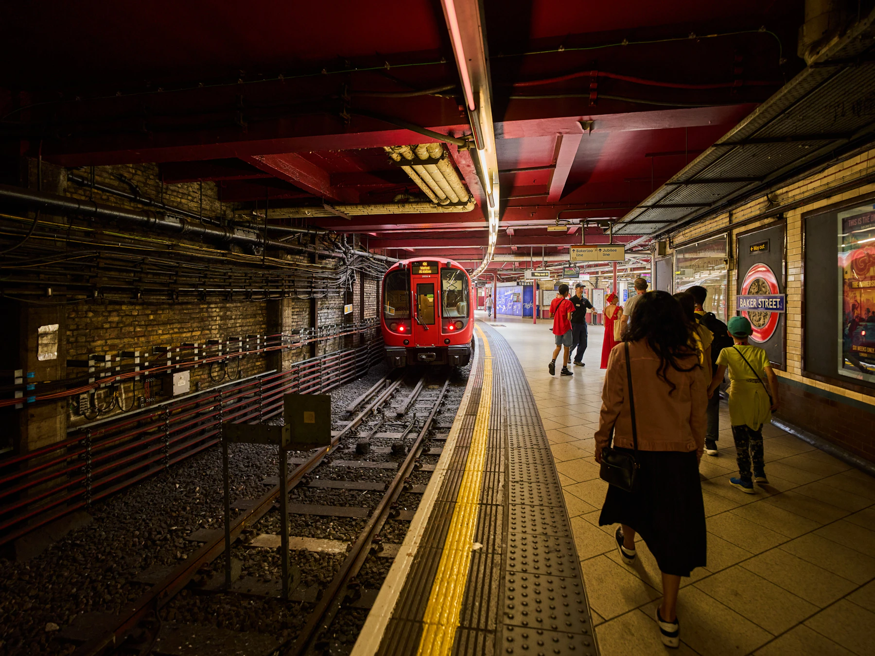 Londoner Baker Street: Tour zu versteckten U-Bahn-Stationen