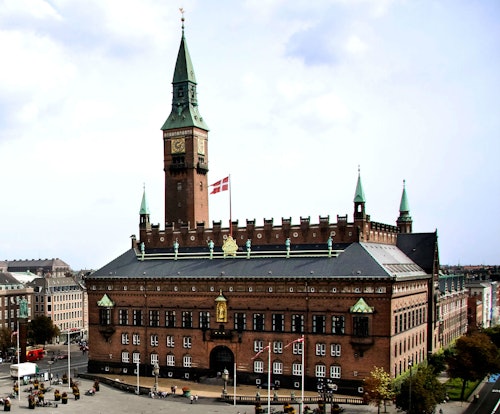 コペンハーゲン市庁舎：ガイド付ツアー(即日発券)