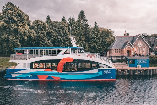 Loch Ness Tour from Edinburgh with Boat Cruise(即日発券)