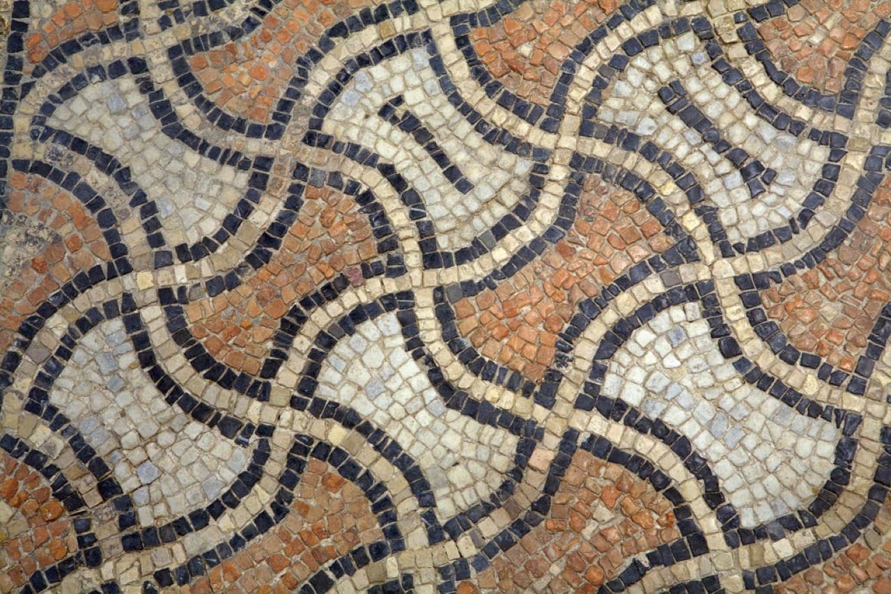 Mozaiki na podłogach domus