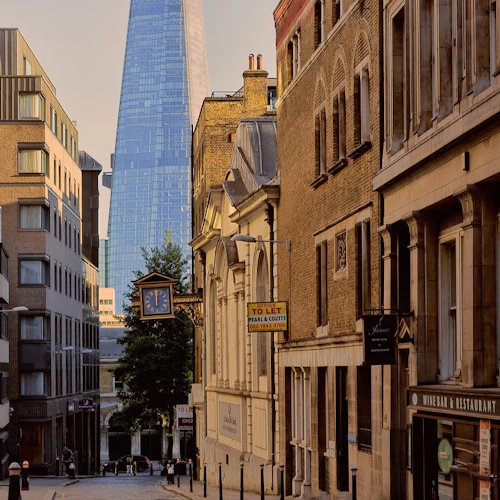 London: Harry Potter Filming Locations Audio Guide App by TouringBee - Photo 10