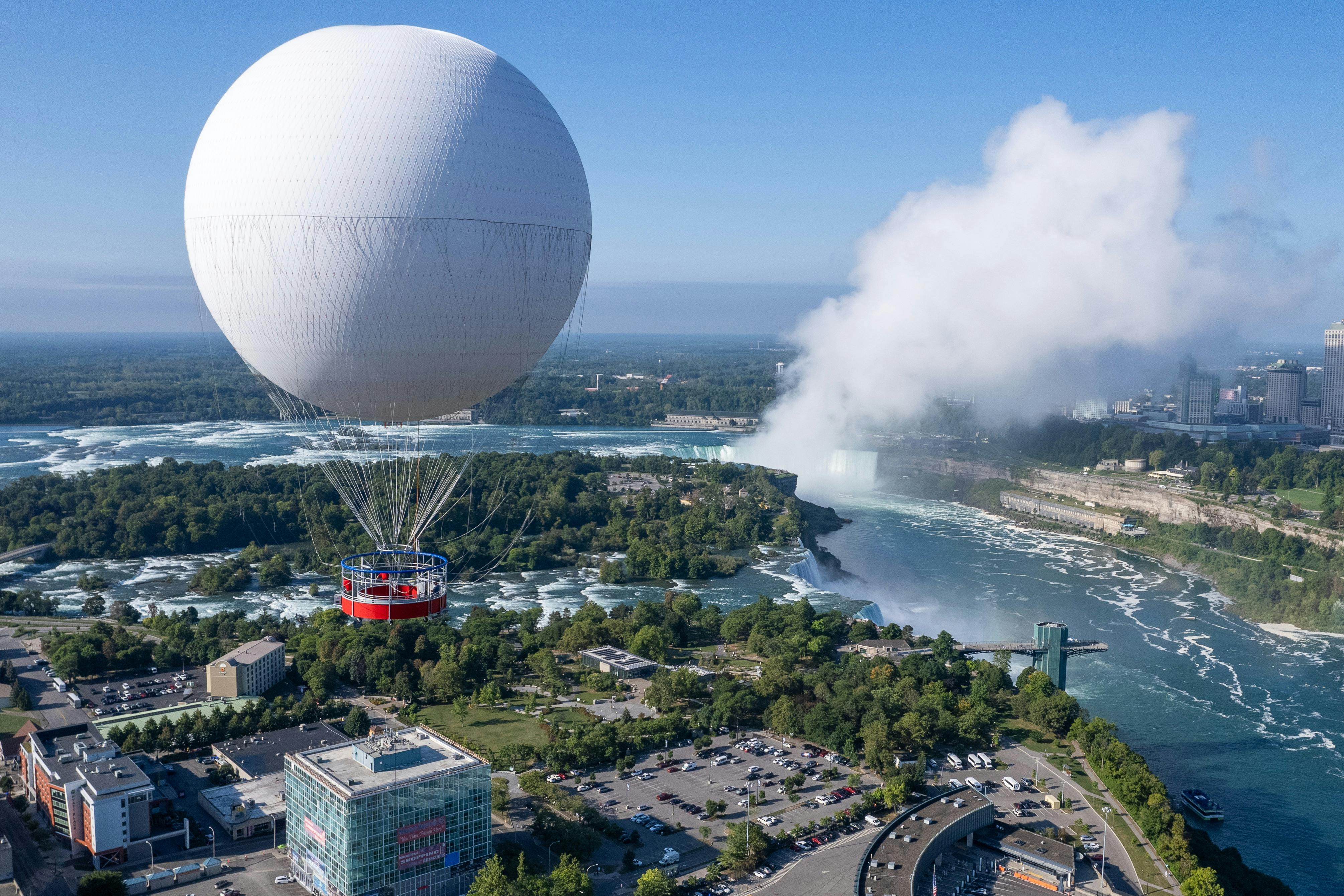 Niagara Falls: Hot Air Balloon Ride