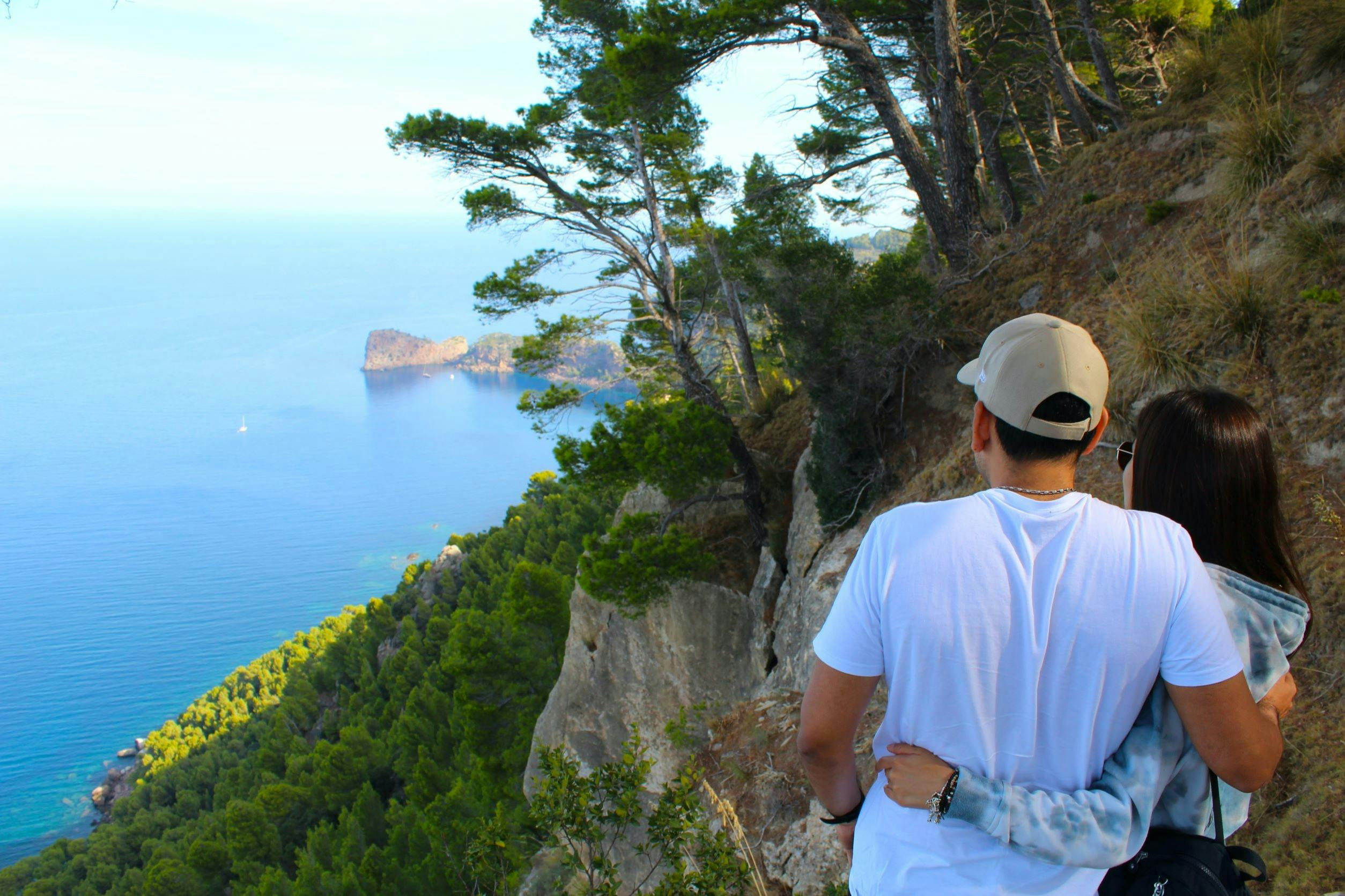 閲覧数と顧客数