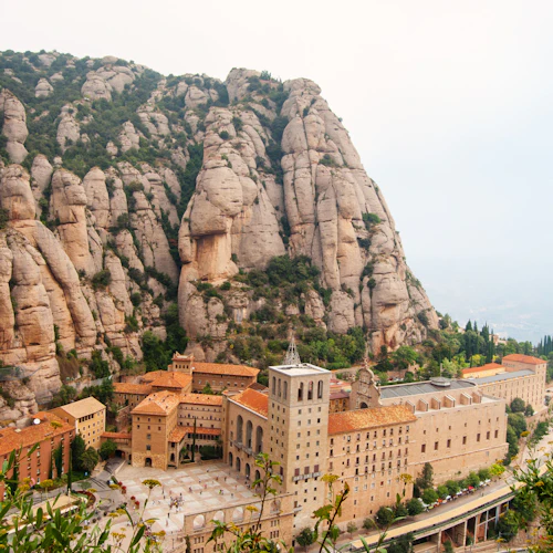 Montserrat e Sagrada Familia: tour guiado a partir de Barcelona - Photo 3