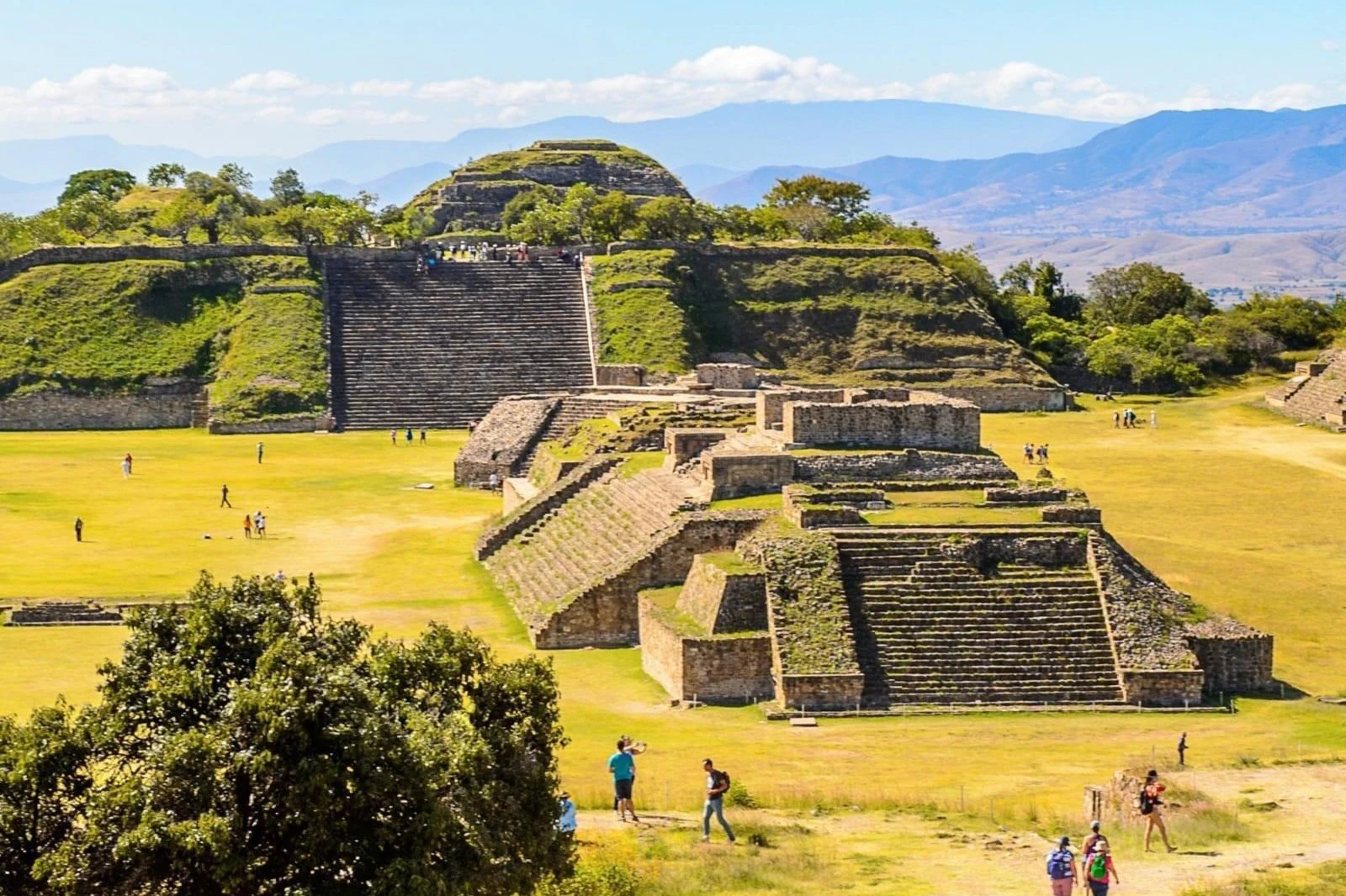 Monte Albán Archaeological Zone: Guided Tour + Transfers