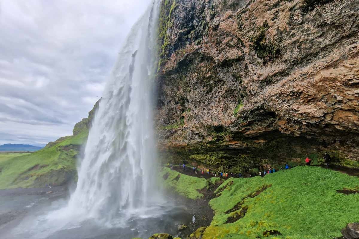 Chute d'eau de Seljalandsfoss