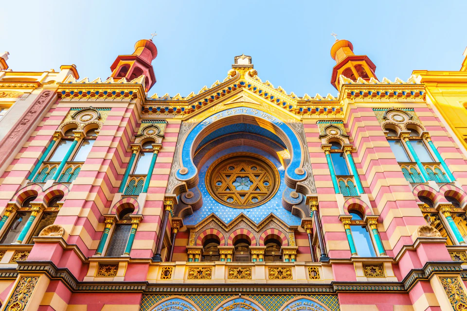 large synagogue