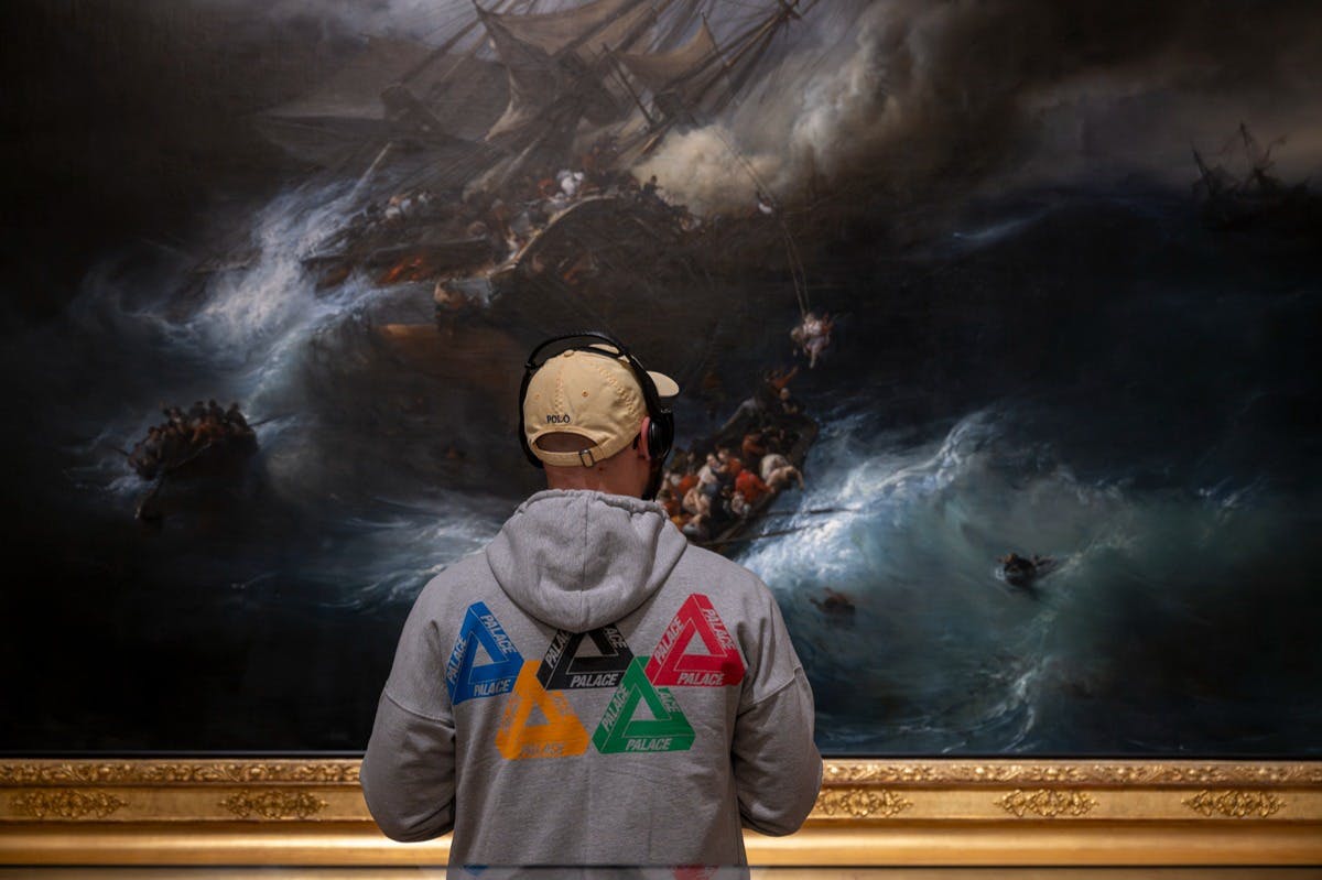 La Boussole" tour guide