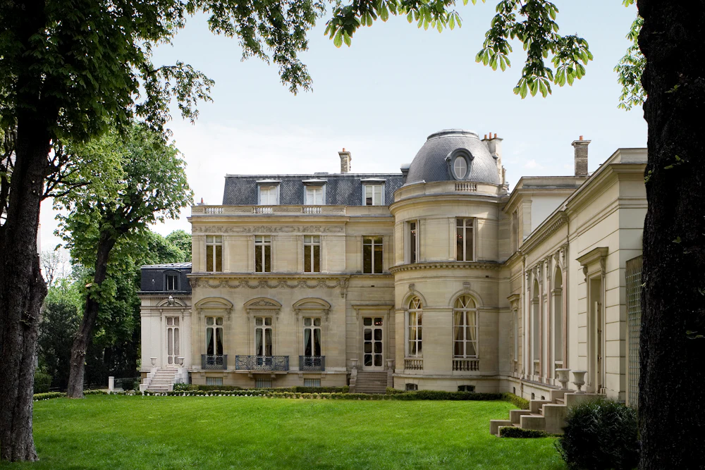Musée Marmottan Monet + Palais Galliera Exhibition Entry — Bundles  in Paris