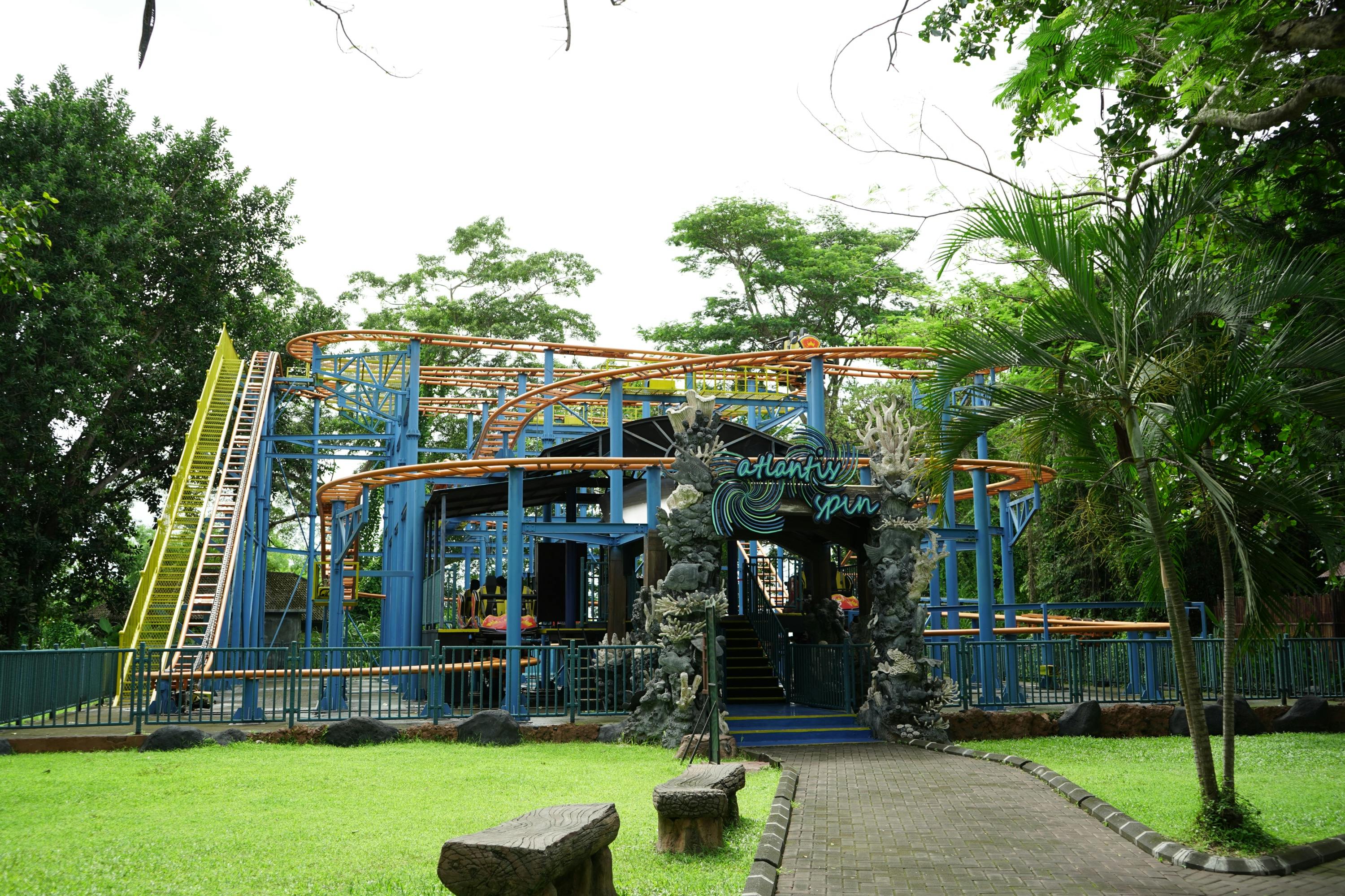 Bali Safari Park: Entrance Ticket with Unlimited Rhino Package