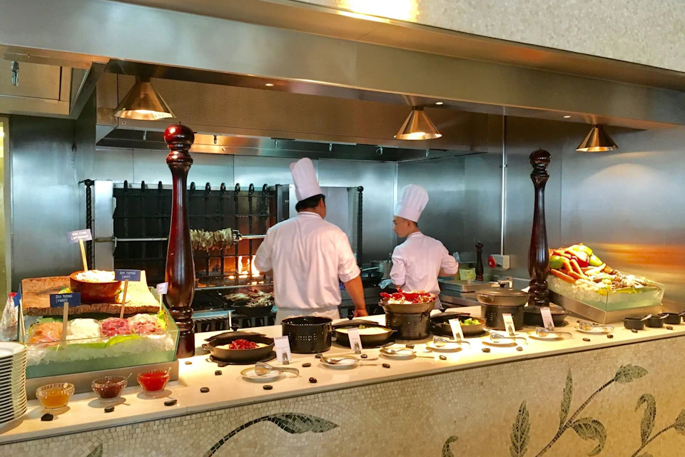 Breakfast at Giardino Palazzo Versace