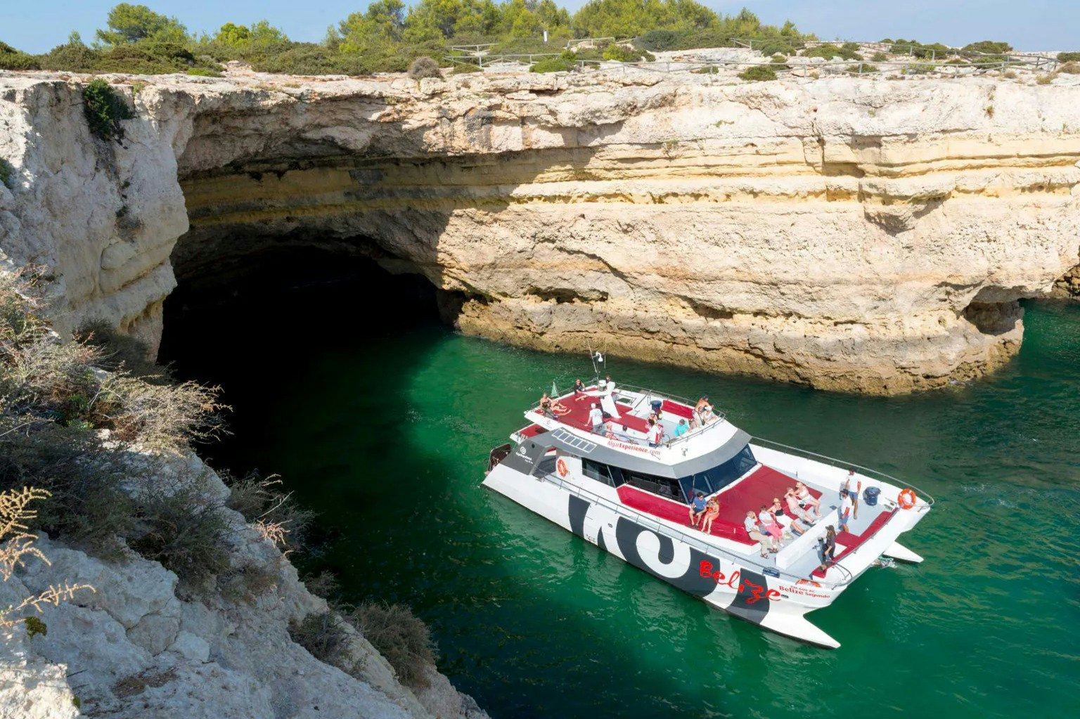 Benagil & Coastline: Catamaran Cruise Tour from Albufeira