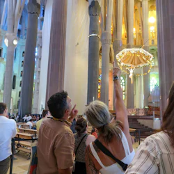 Sagrada Familia: Small Group Guided Tour in French 3