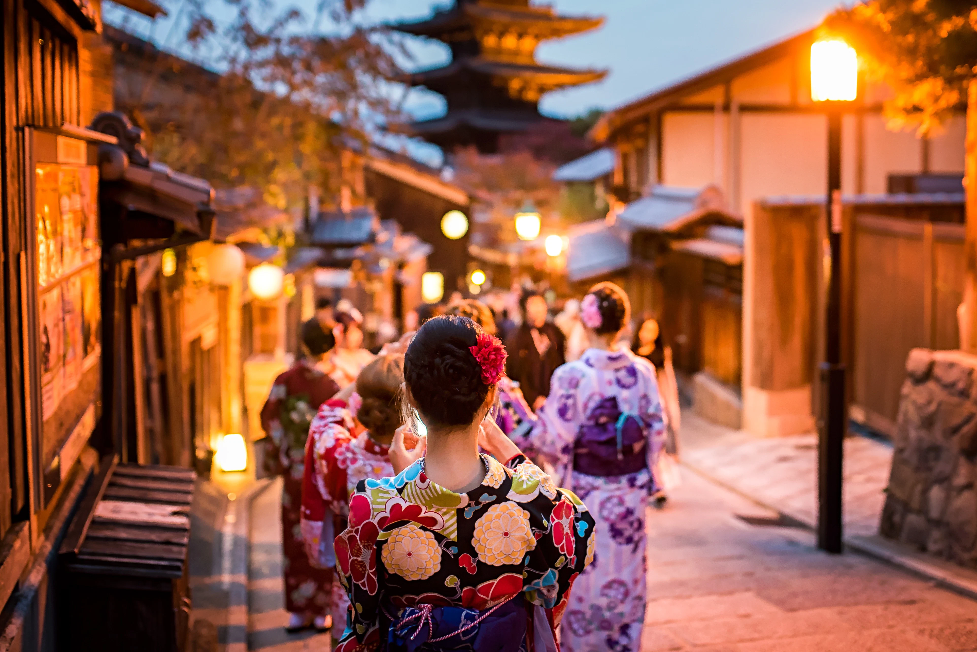 Gion Kyoto: 3-Hr Small Group Guided Walking Tour
