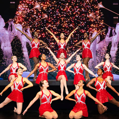 New York City: Christmas Spectacular Starring the Radio City Rockettes® - Photo 11