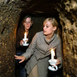 Naples Underground: Skip The Line Ticket + Guided Tour + Pizza & Drink