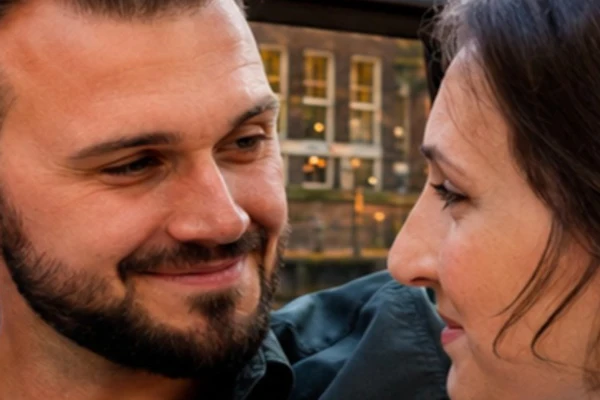 Amsterdam: Luxury Cruise with Cheese & Wine