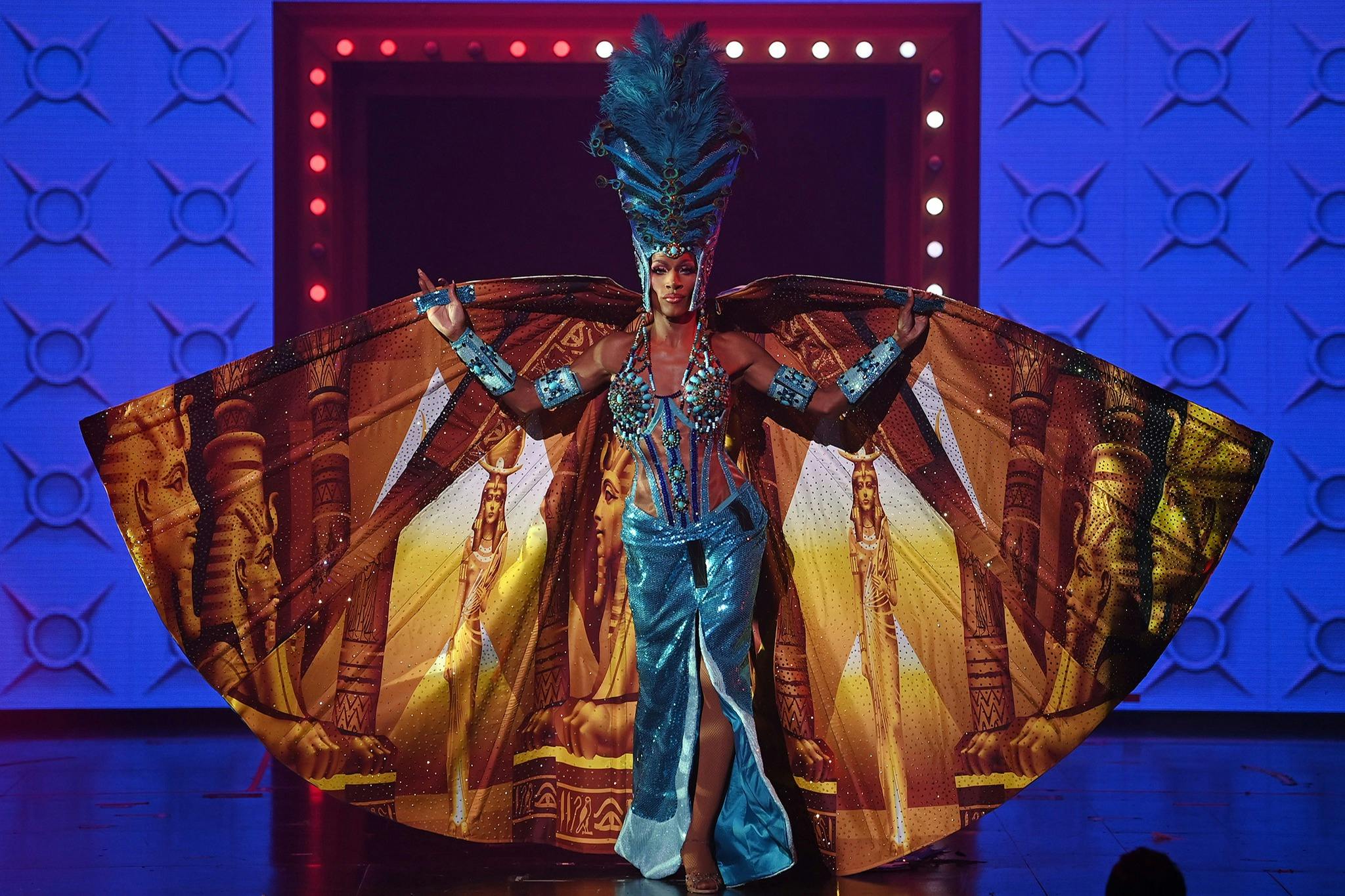 在Flamingo Hotel &amp; Casino体验RuPaul的Drag Race直播！