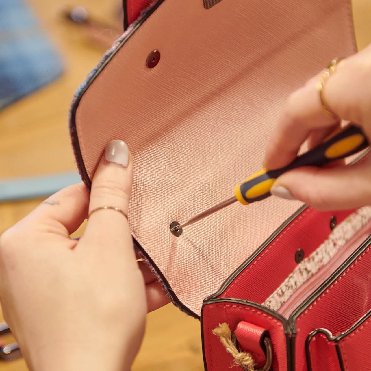 Edinburgh: Islander Handbag Workshop Experience – Canongate in Edinburgh – Tiqets