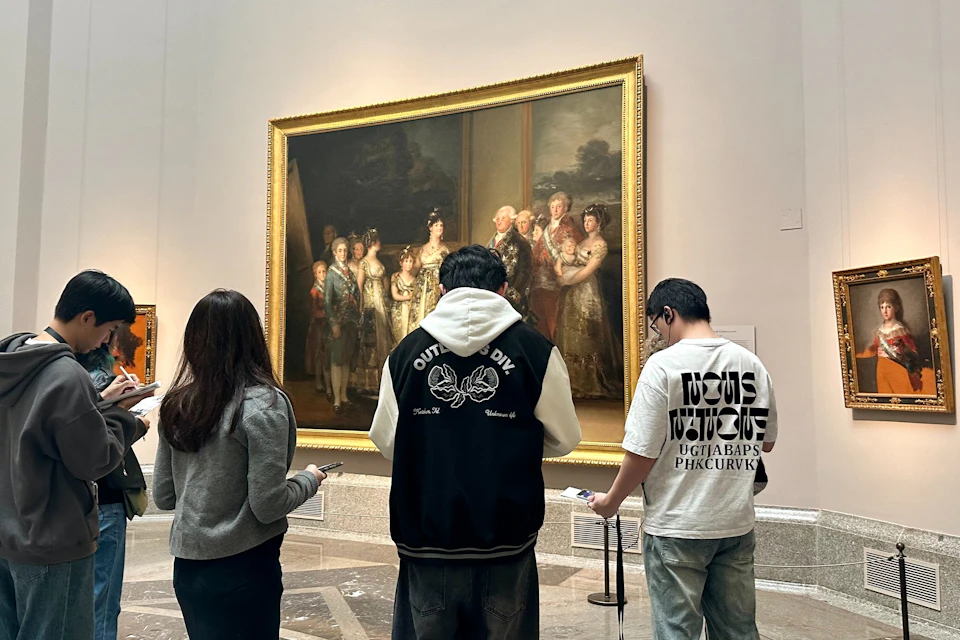 The group visits a family portrait by Goya