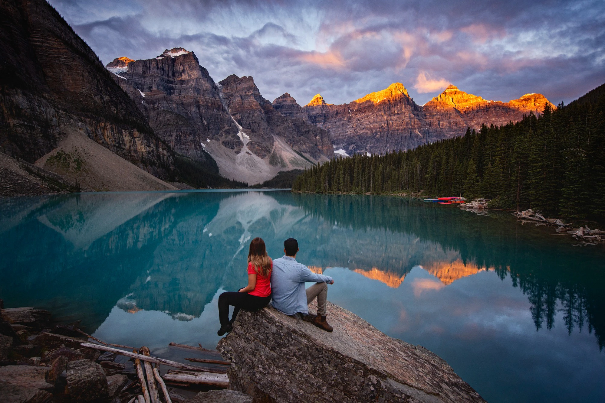 Banff National Park: Guided Day Tour from Calgary