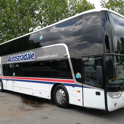 Bus de enlace entre el aeropuerto de Orio al Serio y Milán