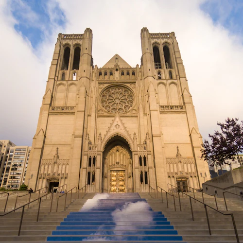 Grace Cathedral: Guided Highlights Tour - Photo 2