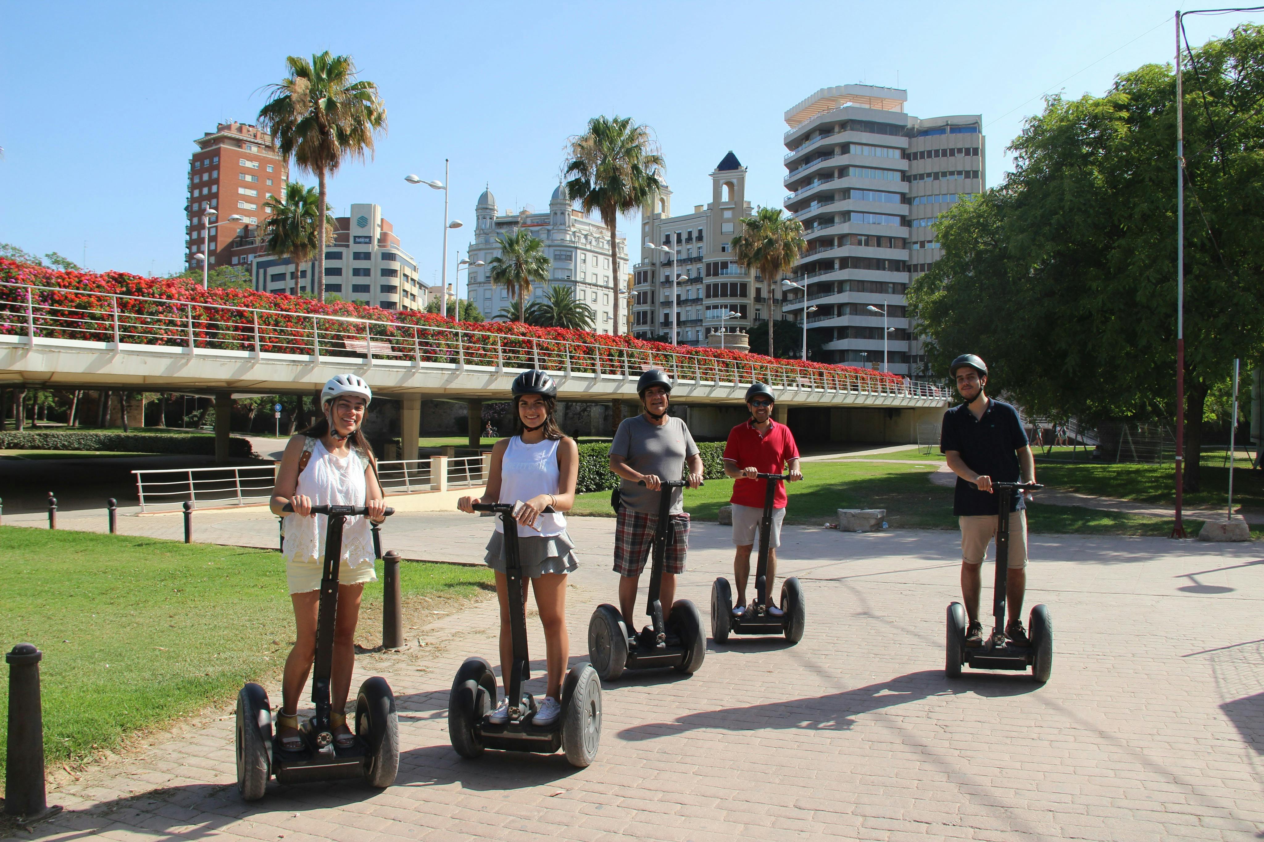 Αξιοθέατα χωρίς κόπο: Ανακαλύψτε ορόσημα ενώ οδηγείτε ένα Segway στον ήλιο