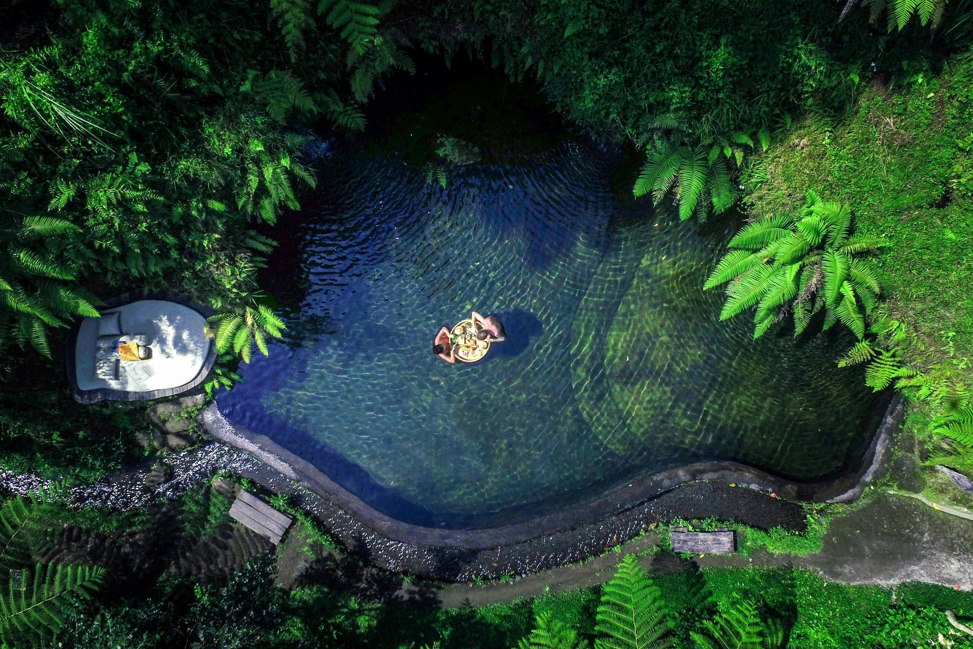 Floating breakfast Ubud