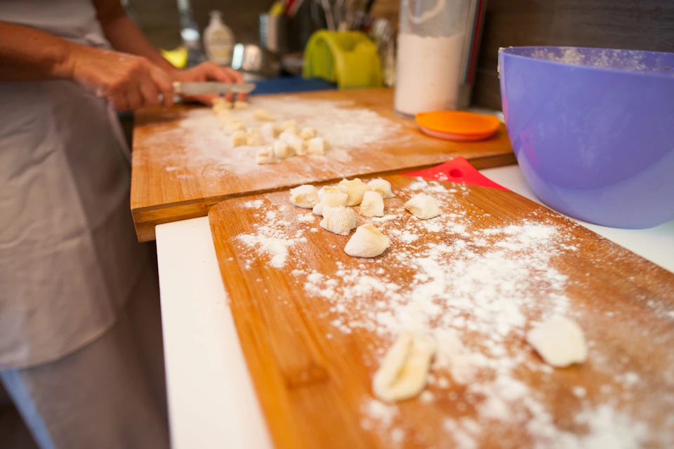 Learn how to make gnocchi (example dish)