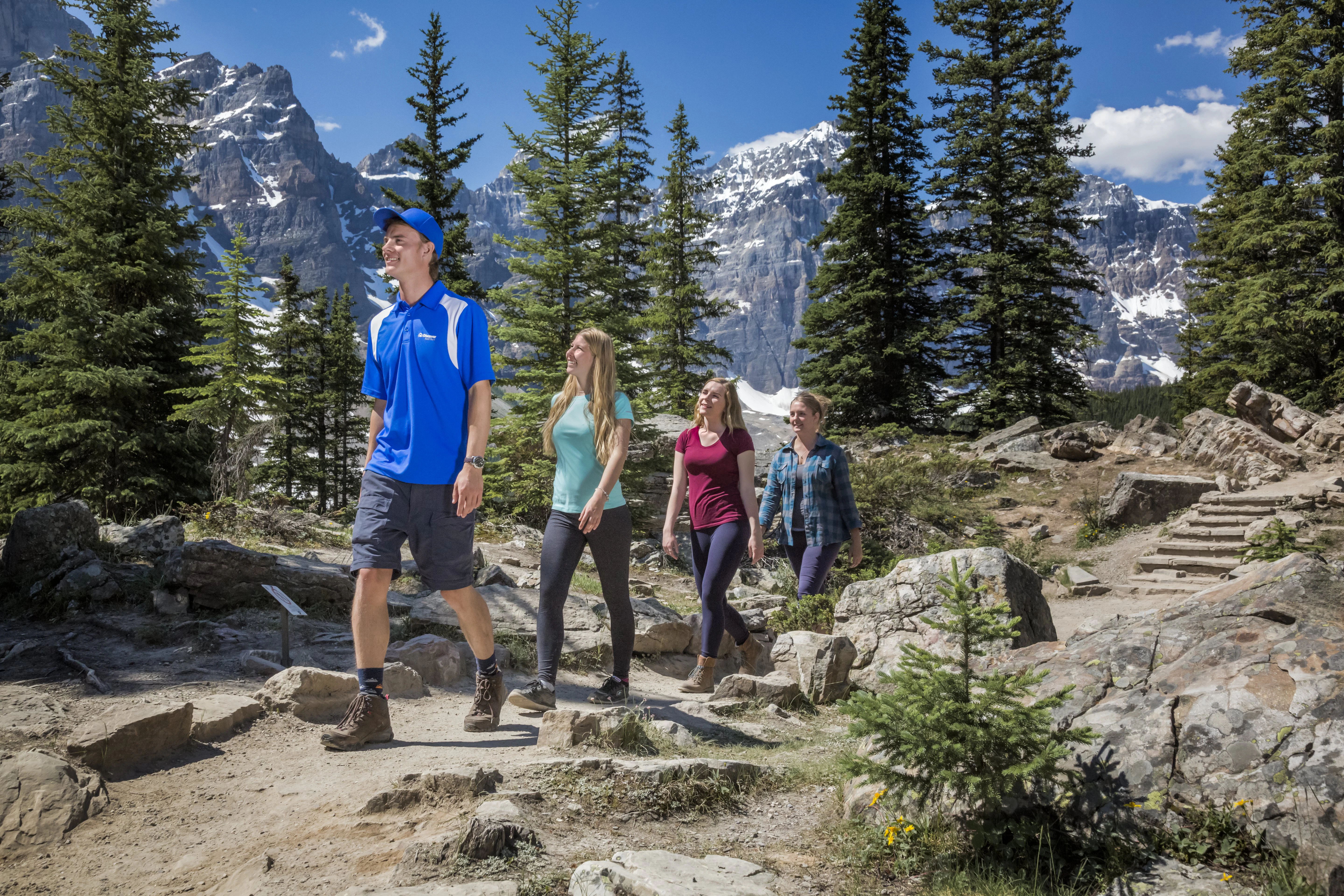 Lake Louise & Moraine Lake: Guided Tour