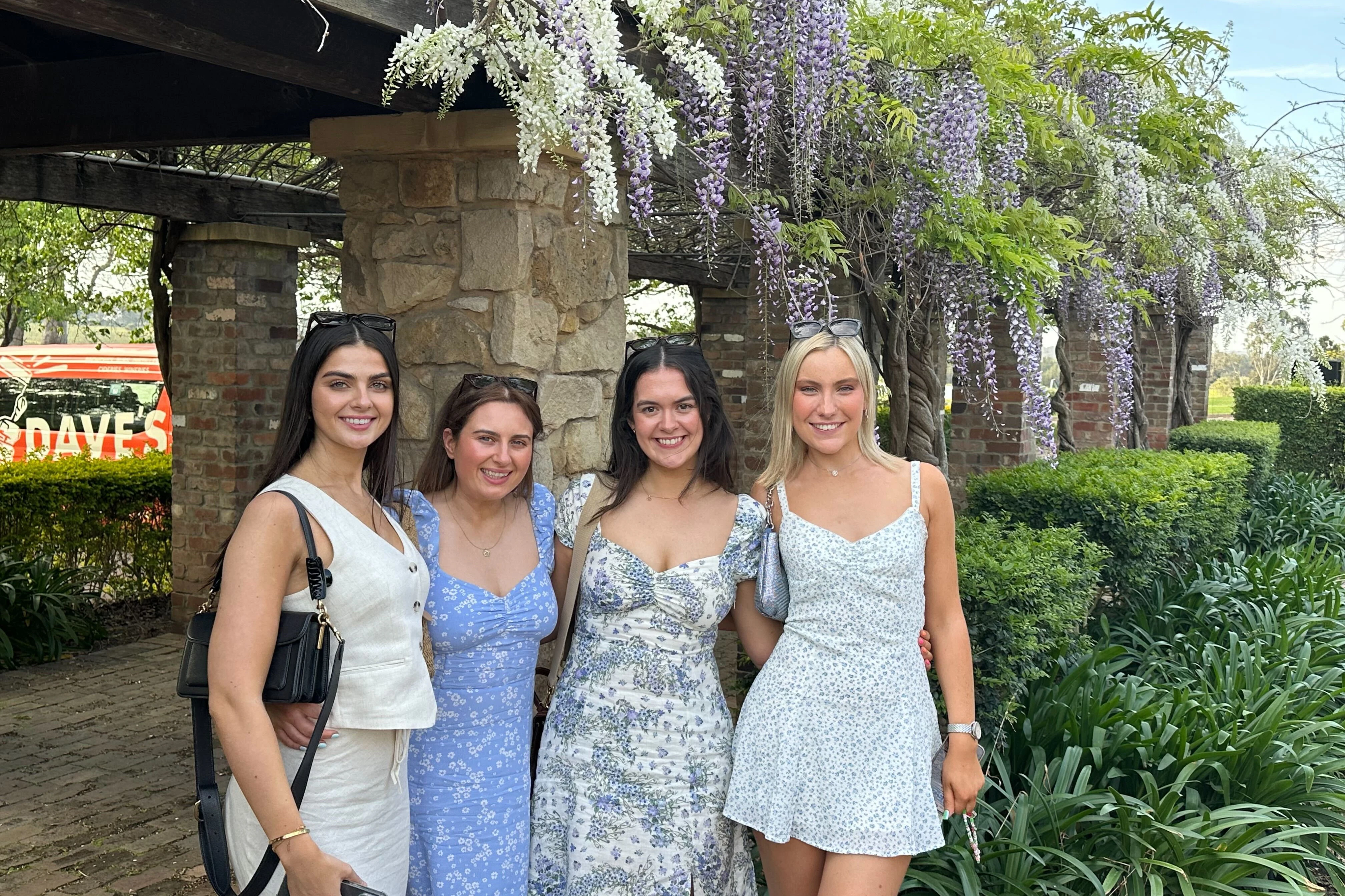 Hunter Valley: Guided Wine Tour + Tastings + Lunch + Transfers
