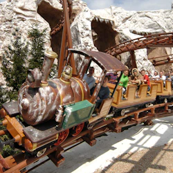 Gardaland Amusement Park: Fast Track Ticket 5