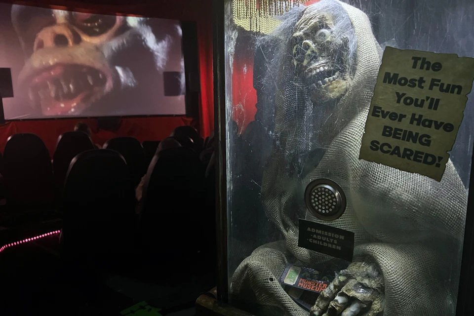 Creepshow Booth