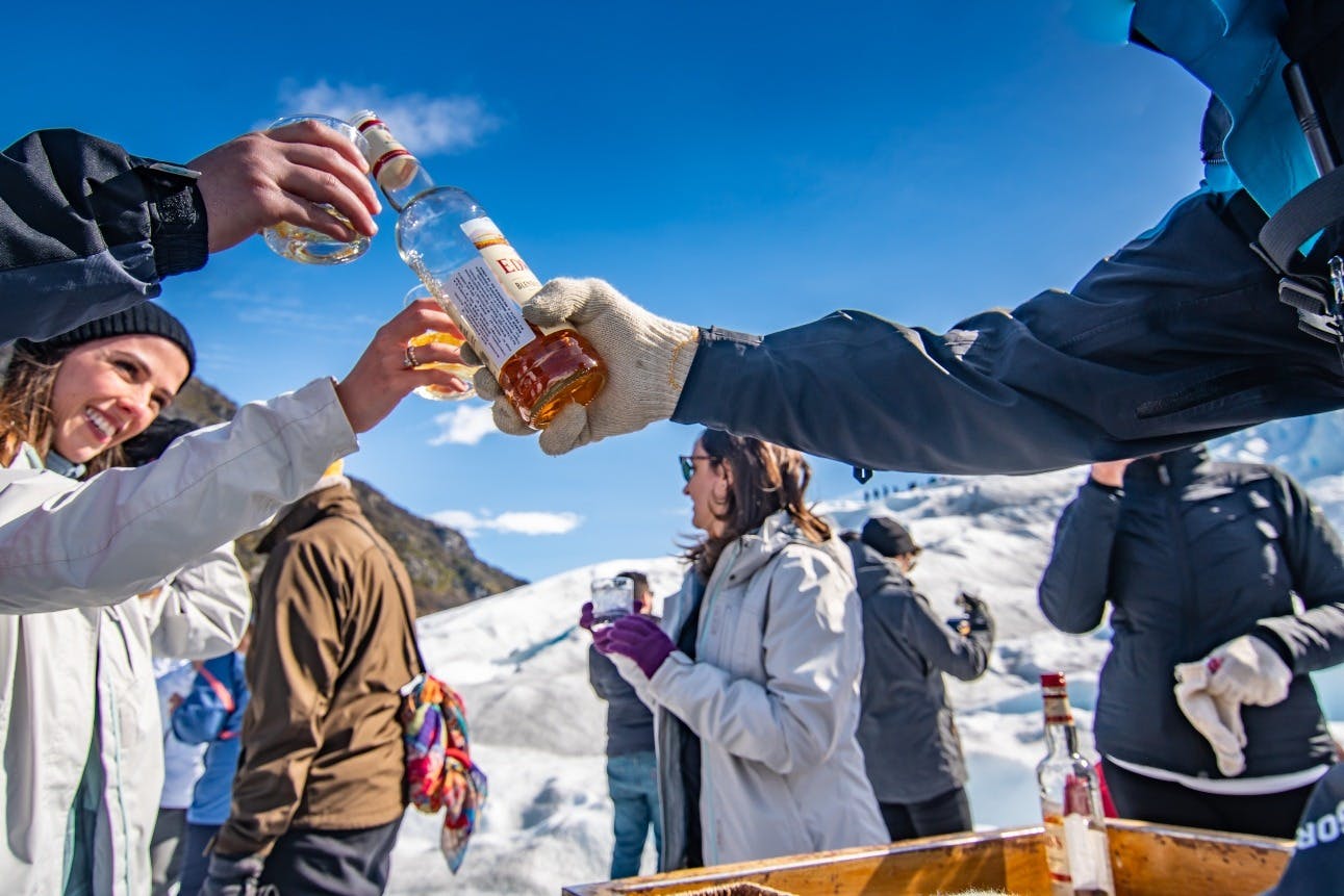 活动结束时提供威士忌