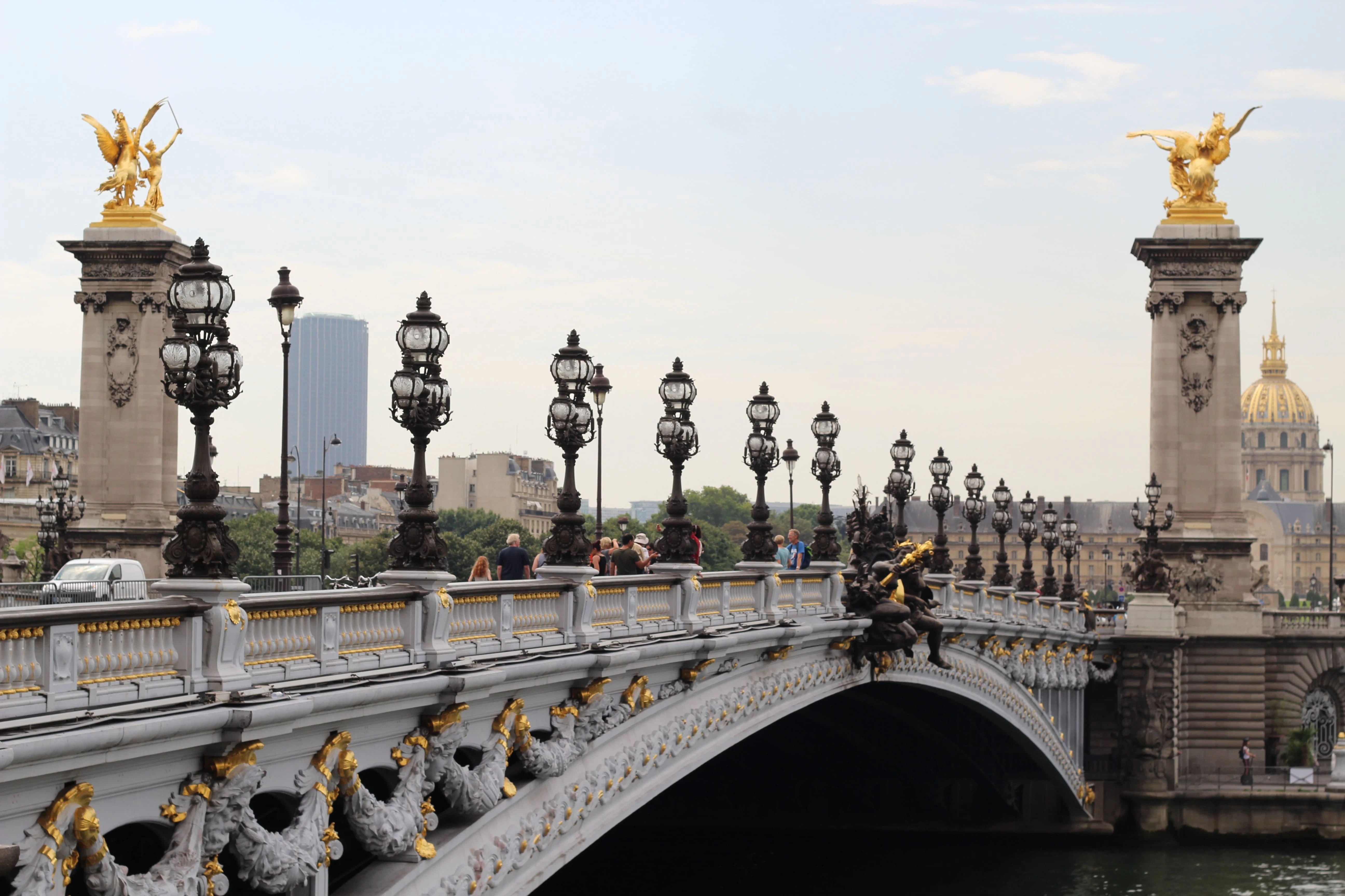 Pont Alexandre III, Paris | Boka biljetter, turer och mer