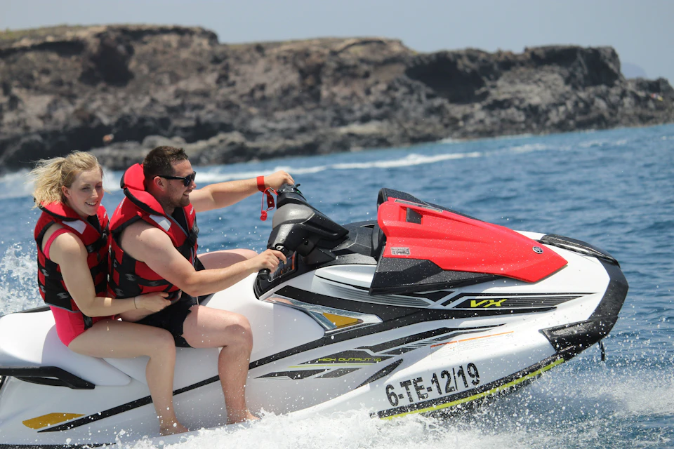 When you're two on the jet ski, driver and passenger can swap the positions during the tour.