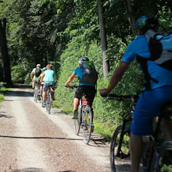 Hamburg Bike Tour: Outer Alster Lake