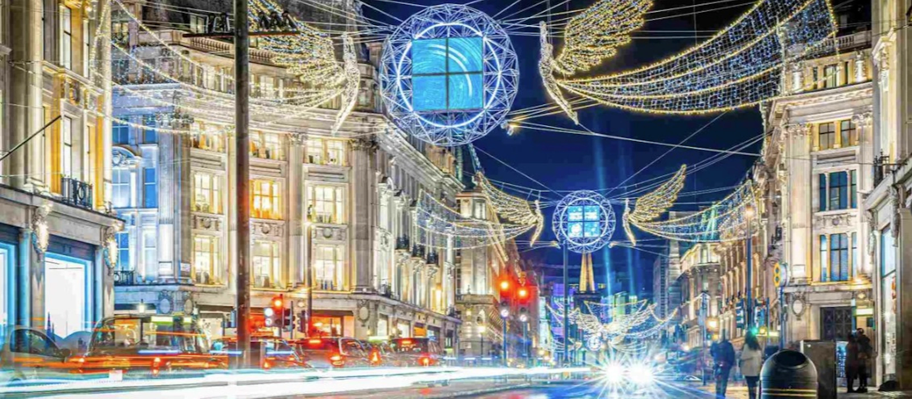 London: Bustouren zu den Weihnachtsbeleuchtungen mit Audioguide + einfache Fahrt Uber Boat