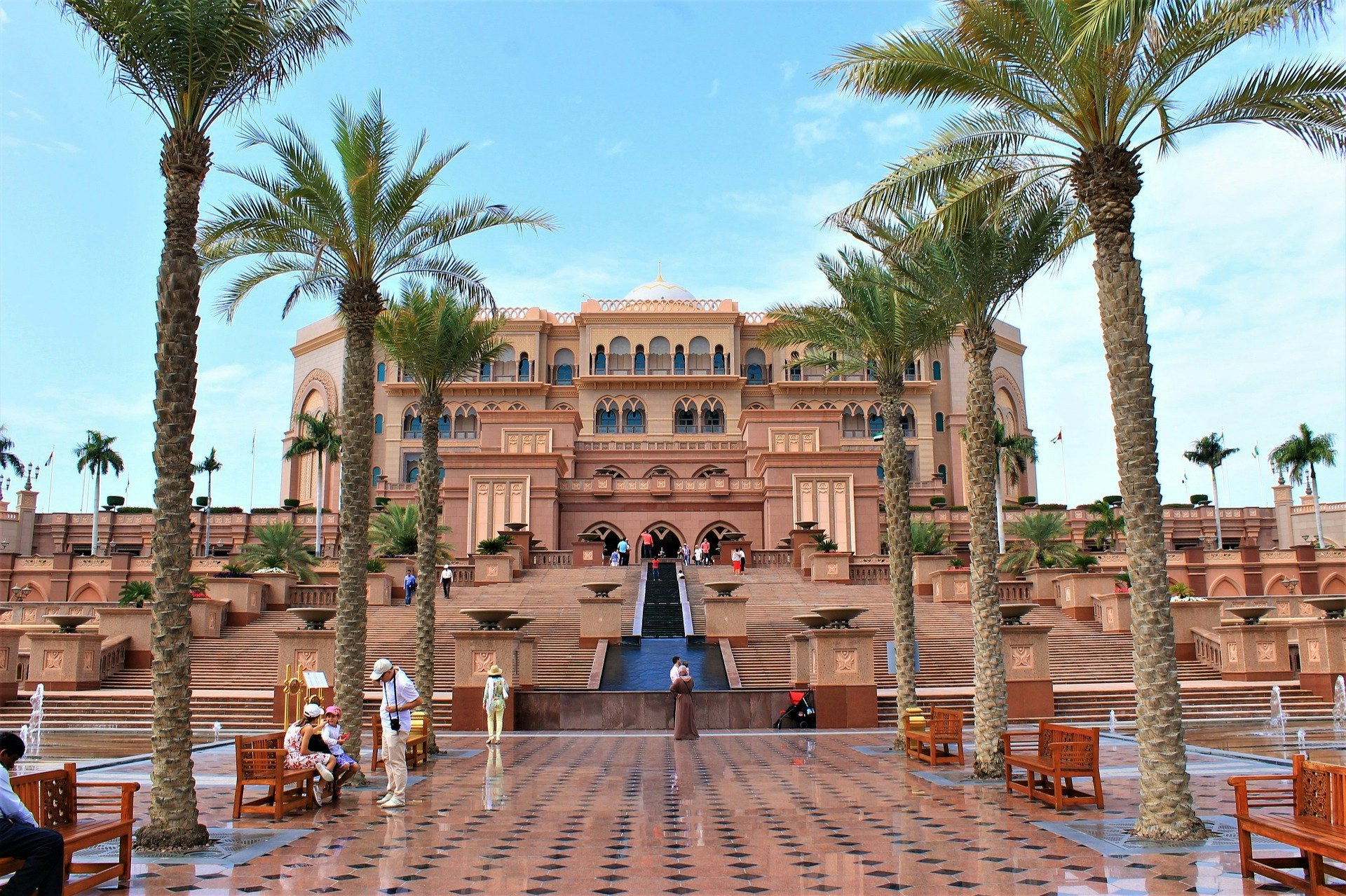 Excursión de un día desde Dubai: Gran Mezquita SZ, Qasr Al Watan y Visita de la Ciudad