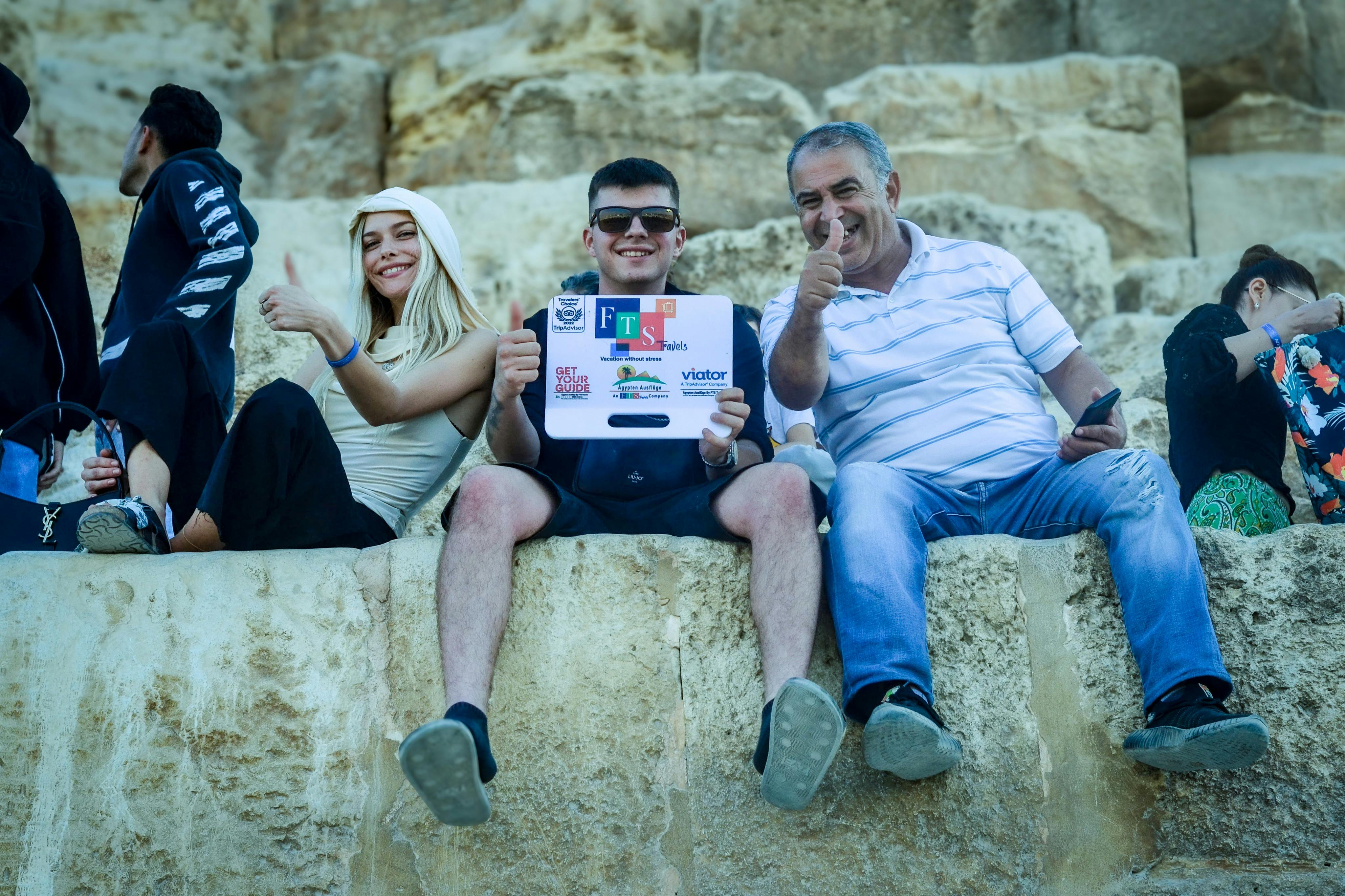 Piramidi di Giza e Sfinge: tour guidato + trasferimenti + pranzo + giro in cammello — 8