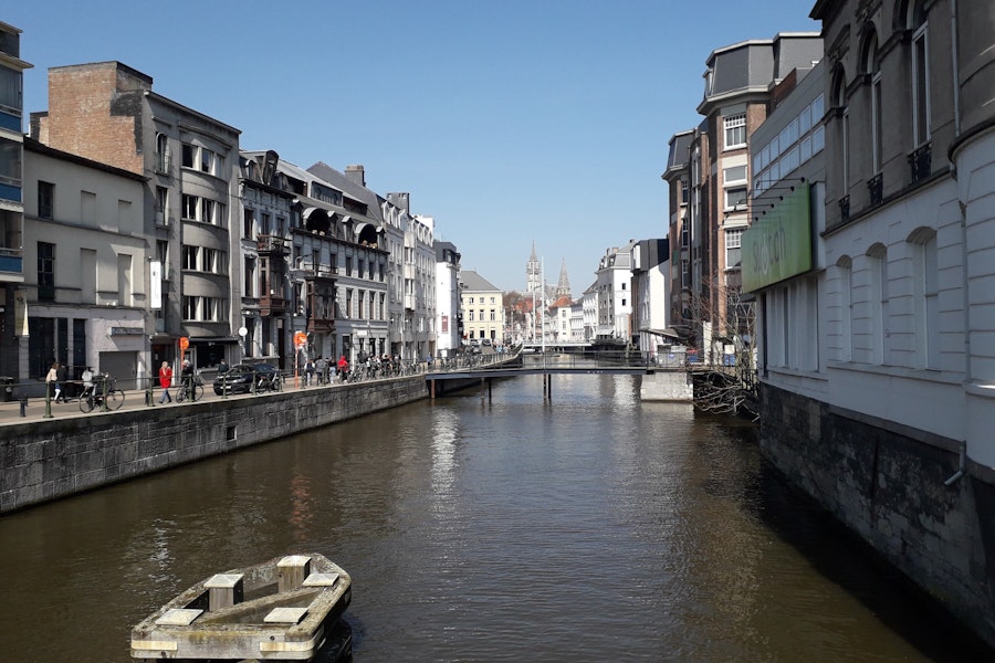 Stadstur i Gent + olprovning med kanalbattur